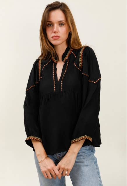 Blouse uni fluide avec détail broderie - MY05