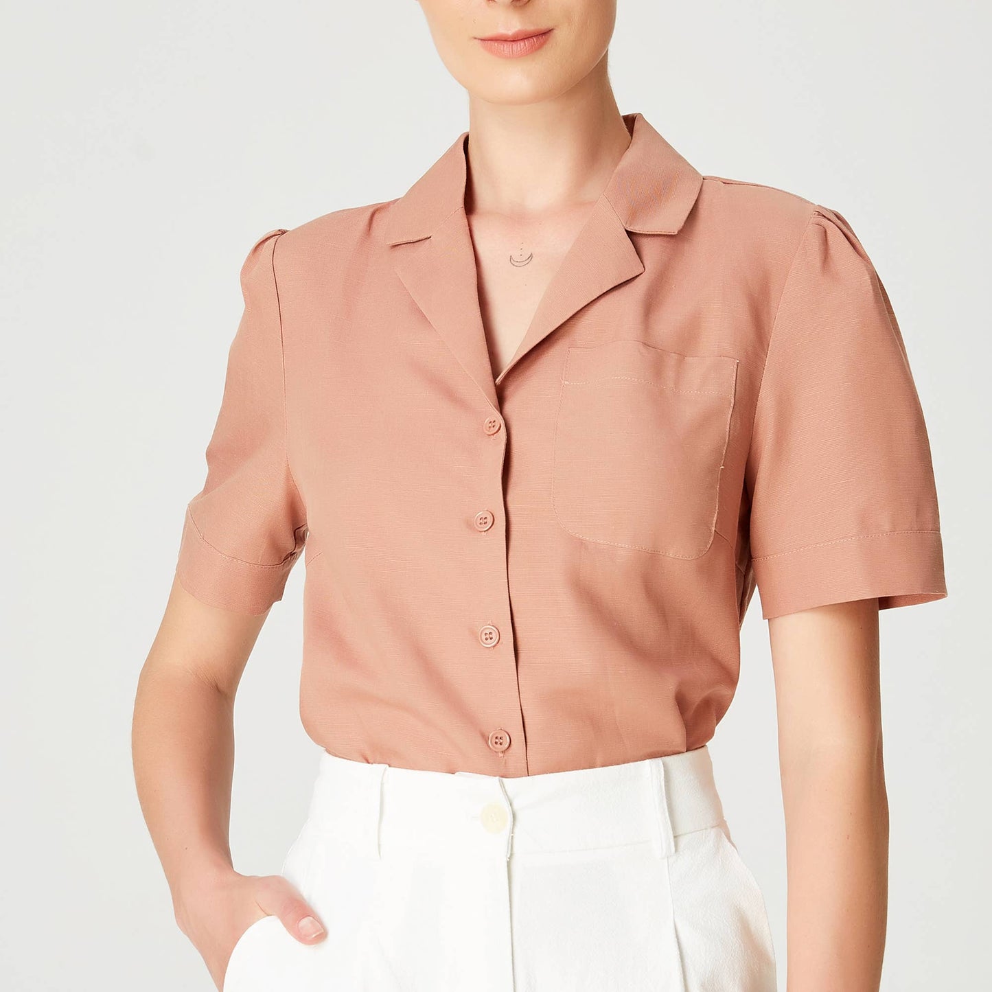 Chemise droite en lin à manches courtes
