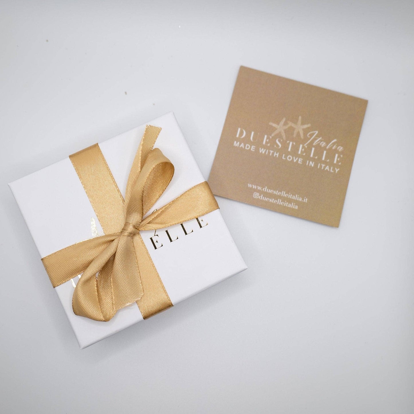 Boucles d'oreilles en zircone à effet holographique