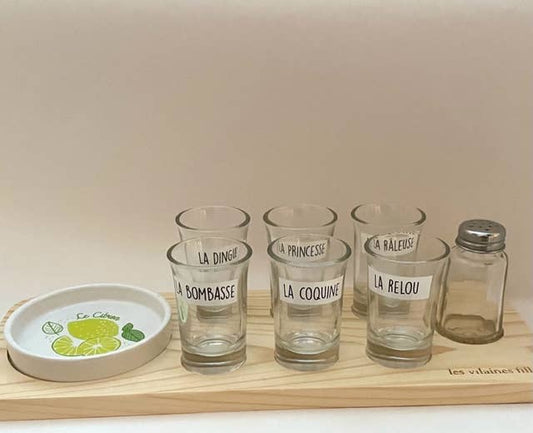 Verres à shot avec plateau, salière et coupelle