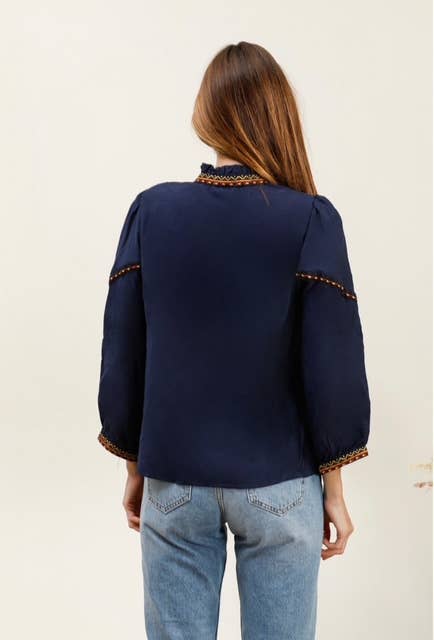 Blouse uni fluide avec détail broderie - MY05