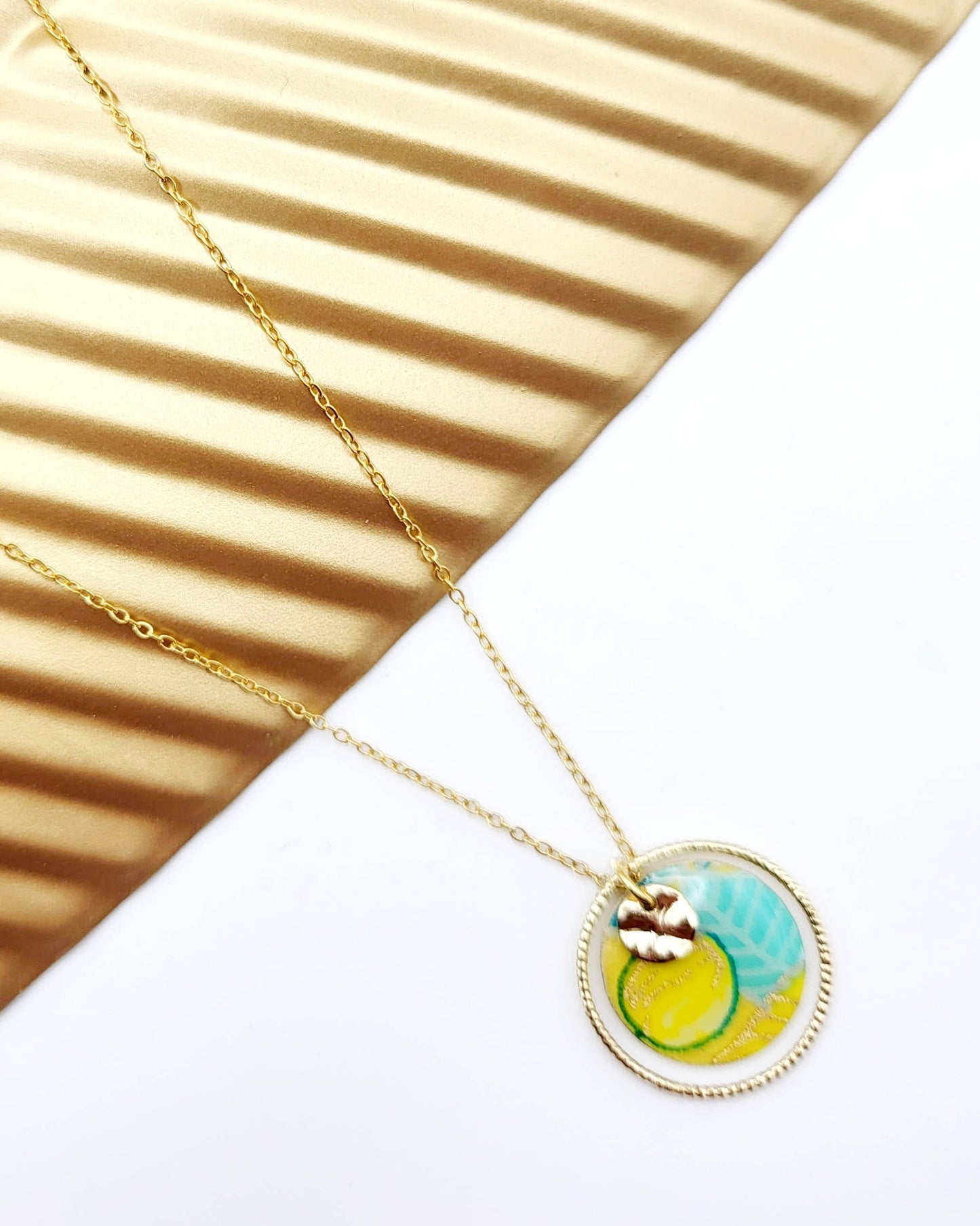 Collier Hinata