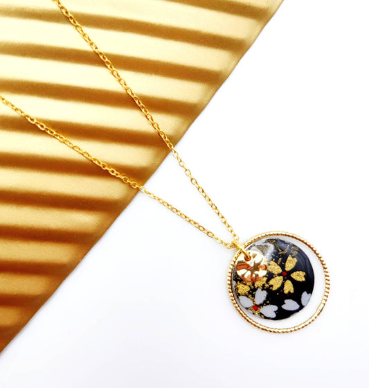 Collier Hinata