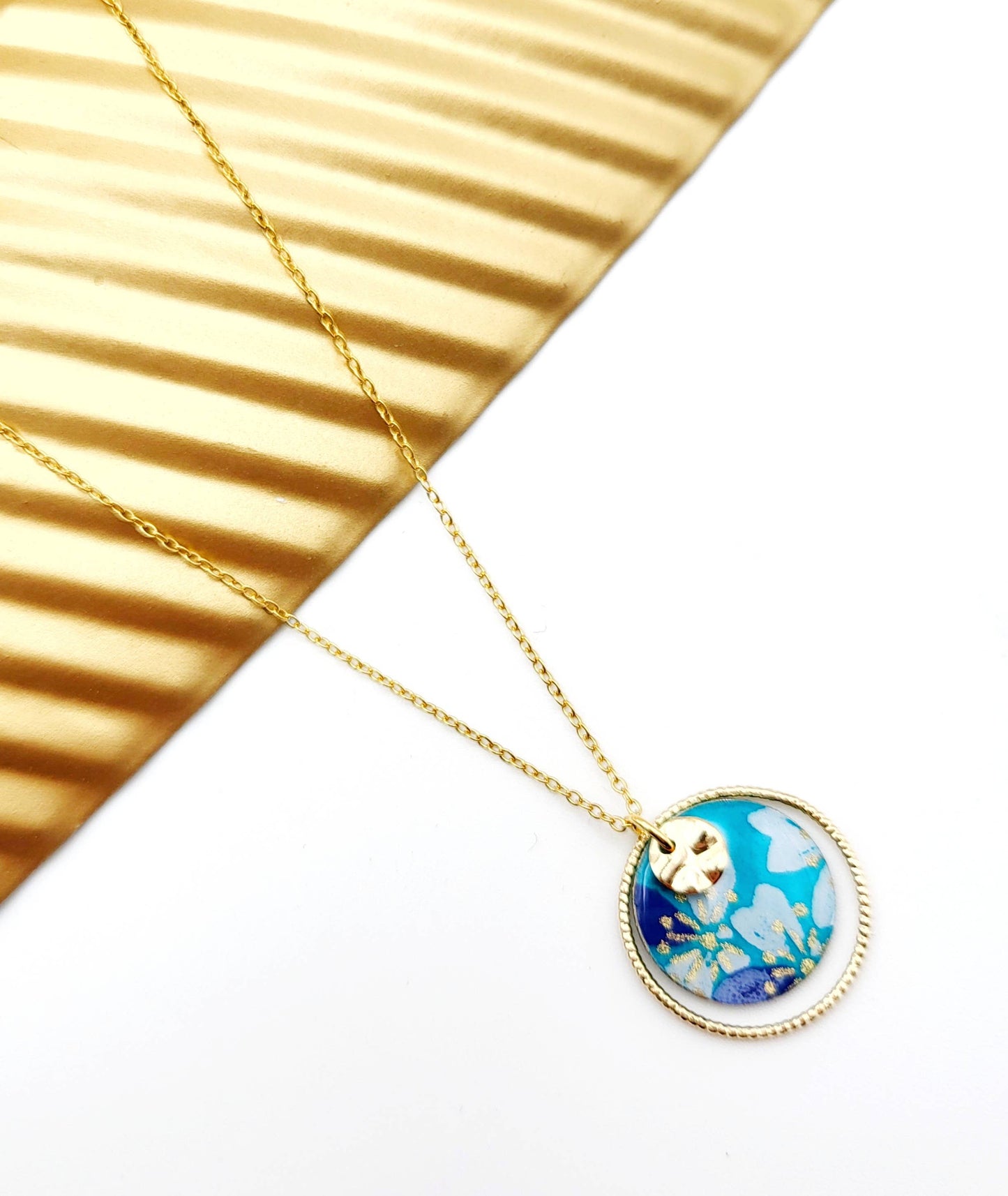Collier Hinata