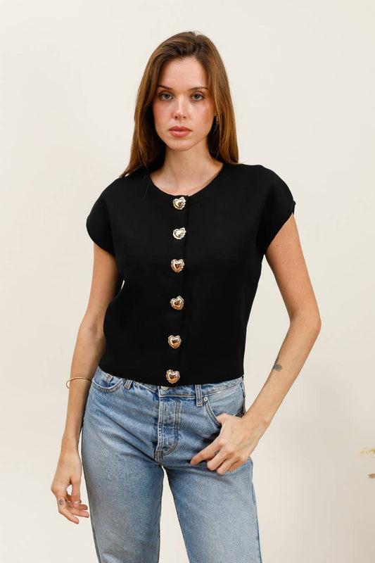 Gilet court maille unie avec détail boutons cœur dorés LZ002