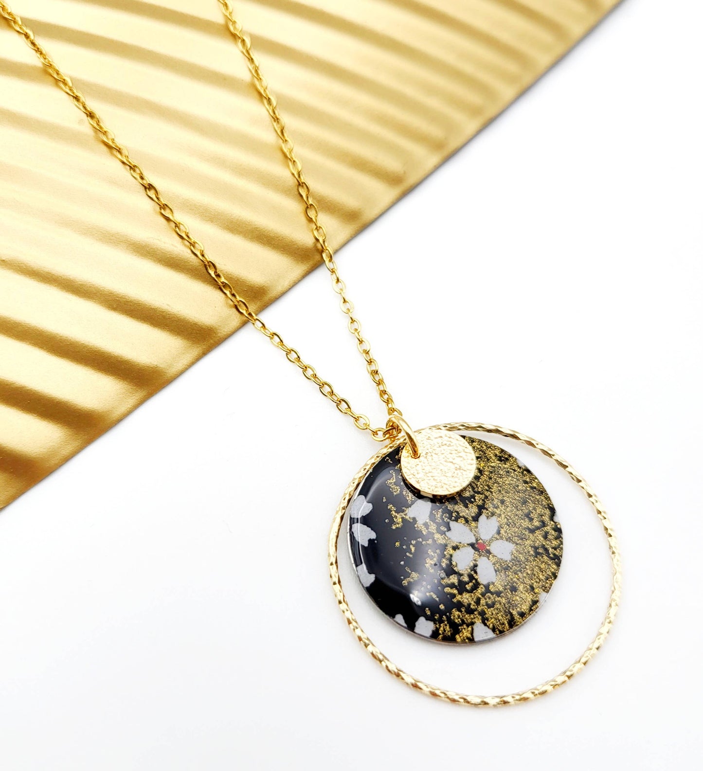 Collier Tae