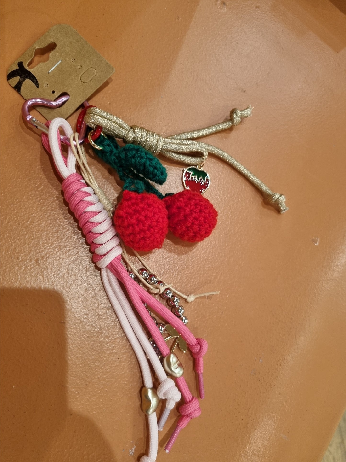 Porte Clé Fantaisie Cerise Crochet